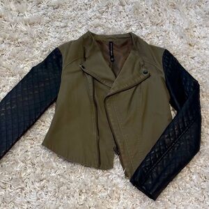 WGB Walter Baker Green and Black Quilted Jacket